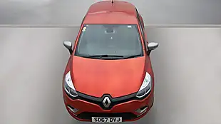 Used 2017 Renault Clio Dynamique Nav Red - Interior and Exterior details 7