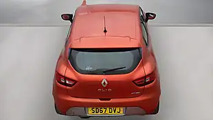 Used 2017 Renault Clio Dynamique Nav Red - Interior and Exterior details 8