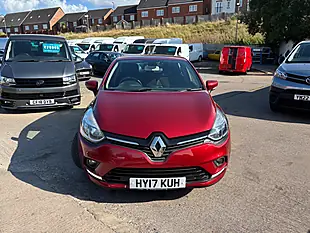 Used 2017 Renault Clio Dynamique Nav Red - Interior and Exterior details 2