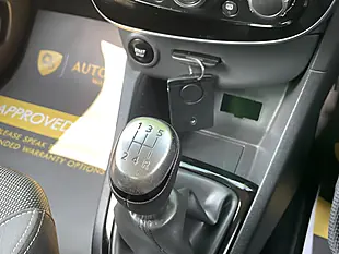 Used 2017 Renault Clio Dynamique Nav Urban Grey Metallic - Interior and Exterior details 11