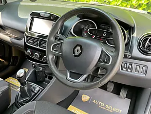 Used 2017 Renault Clio Dynamique Nav Urban Grey Metallic - Interior and Exterior details 17