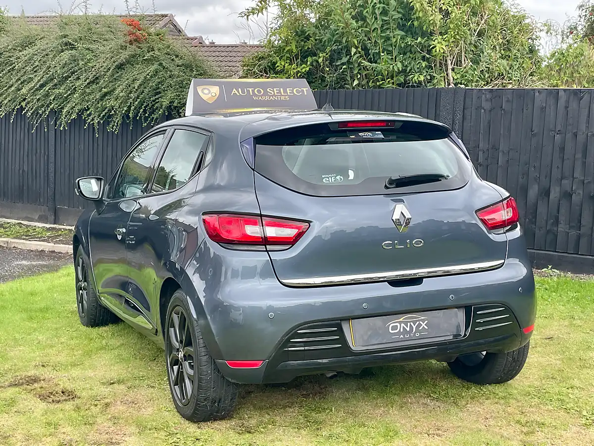 Used 2017 Renault Clio Dynamique Nav Urban Grey Metallic - Interior and Exterior details 5