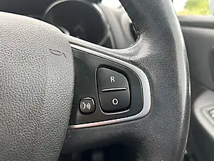 Used 2017 Renault Clio Dynamique Nav White - Interior and Exterior details 17