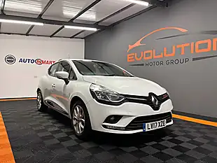 Used 2017 Renault Clio Dynamique Nav White - Interior and Exterior details 3