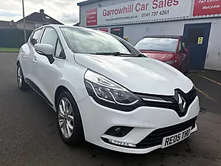Used 2017 Renault Clio Dynamique Nav White - Interior and Exterior details 3