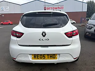 Used 2017 Renault Clio Dynamique Nav White - Interior and Exterior details 5