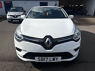 Used 2017 Renault Clio Dynamique Nav White - Interior and Exterior details 8