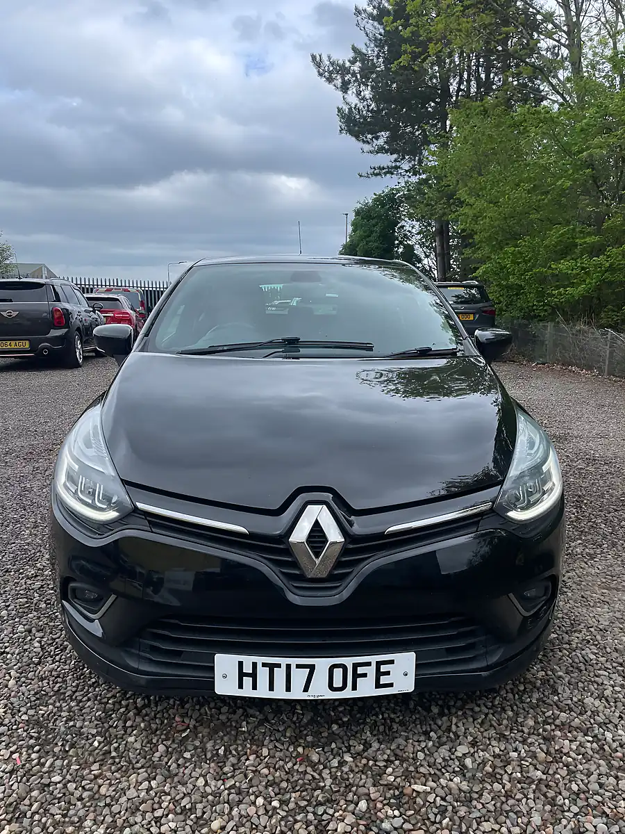 Used 2017 Renault Clio Dynamique S Nav Black - Interior and Exterior details 9