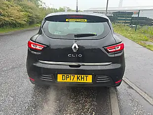 Used 2017 Renault Clio Dynamique S Nav Black - Interior and Exterior details 7