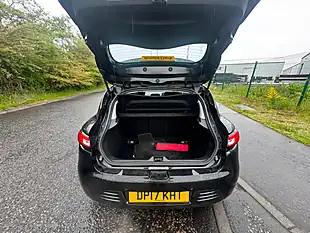Used 2017 Renault Clio Dynamique S Nav Black - Interior and Exterior details 8