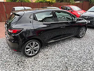 Used 2017 Renault Clio Dynamique S Nav Black - Interior and Exterior details 18