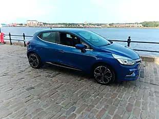 Used 2017 Renault Clio Dynamique S Nav Blue - Interior and Exterior details 4