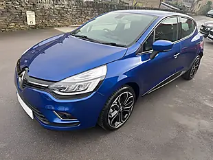 Used 2017 Renault Clio Dynamique S Nav Blue - Interior and Exterior details 4
