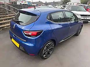 Used 2017 Renault Clio Dynamique S Nav Blue - Interior and Exterior details 8
