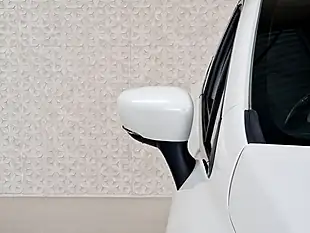 Used 2017 Renault Clio Dynamique S Nav Glacier White - Interior and Exterior details 11