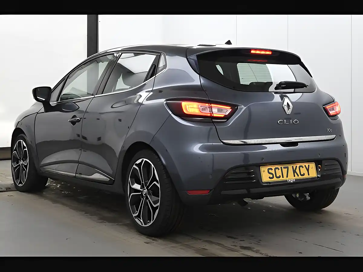 Used 2017 Renault Clio Dynamique S Nav Grey - Interior and Exterior details 13