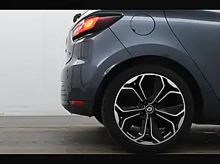Used 2017 Renault Clio Dynamique S Nav Grey - Interior and Exterior details 16