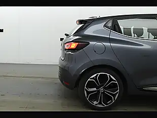 Used 2017 Renault Clio Dynamique S Nav Grey - Interior and Exterior details 17