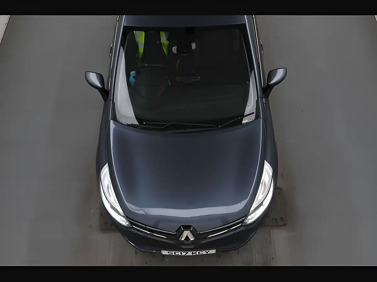 Used 2017 Renault Clio Dynamique S Nav Grey - Interior and Exterior details 3