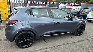 Used 2017 Renault Clio Dynamique S Nav Grey - Interior and Exterior details 9