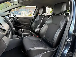 Used 2017 Renault Clio Dynamique S Nav Grey - Interior and Exterior details 11
