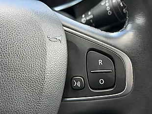 Used 2017 Renault Clio Dynamique S Nav Grey - Interior and Exterior details 15