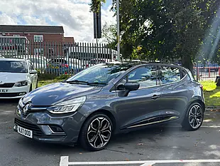 Used 2017 Renault Clio Dynamique S Nav Grey - Interior and Exterior details 3