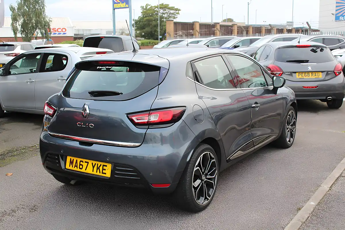 Used 2017 Renault Clio Dynamique S Nav Grey - Interior and Exterior details 2
