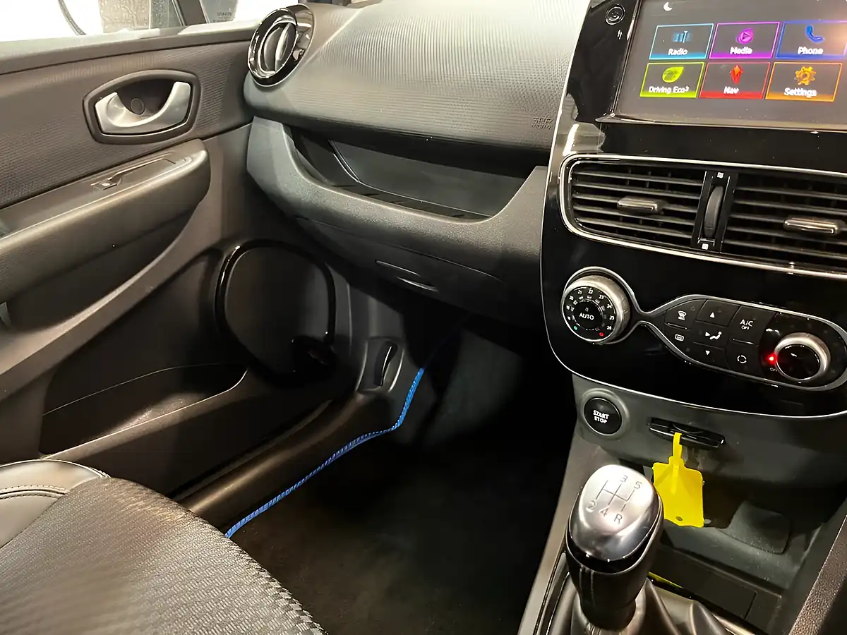 Used 2017 Renault Clio Dynamique S Nav Grey - Interior and Exterior details 20