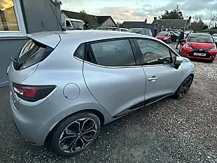 Used 2017 Renault Clio Dynamique S Nav Silver - Interior and Exterior details 13