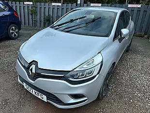 Used 2017 Renault Clio Dynamique S Nav Silver - Interior and Exterior details 6