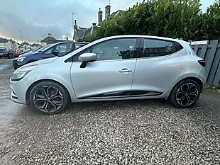 Used 2017 Renault Clio Dynamique S Nav Silver - Interior and Exterior details 7