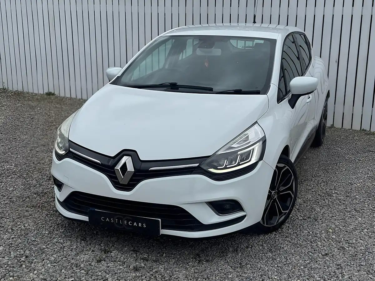 Used 2017 Renault Clio Dynamique S Nav White - Interior and Exterior details 2