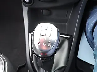 Used 2017 Renault Clio Dynamique S Nav White - Interior and Exterior details 17