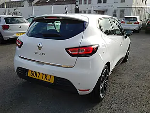 Used 2017 Renault Clio Dynamique S Nav White - Interior and Exterior details 6