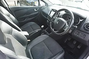 Used 2017 Renault Clio Dynamique S Nav White - Interior and Exterior details 10