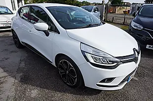 Used 2017 Renault Clio Dynamique S Nav White - Interior and Exterior details 8