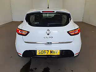Used 2017 Renault Clio Dynamique S White - Interior and Exterior details 11