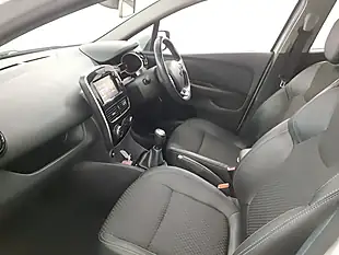 Used 2017 Renault Clio Dynamique S White - Interior and Exterior details 17
