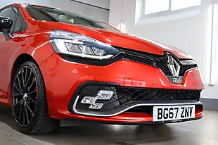 Used 2017 Renault Clio Renaultsport Nav Trophy Red - Interior and Exterior details 18