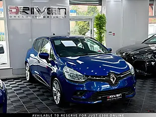 Used 2017 Renault Clio Signature Nav Blue - Interior and Exterior details 7
