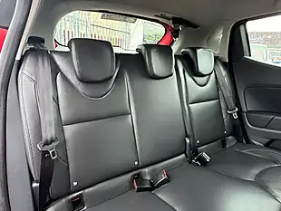 Used 2017 Renault Clio Signature Nav Flame Red - Interior and Exterior details 14