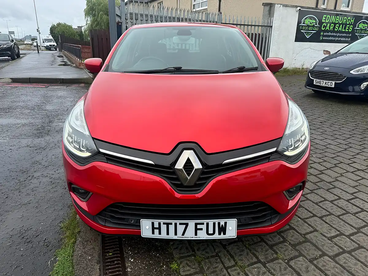 Used 2017 Renault Clio Signature Nav Flame Red - Interior and Exterior details 2