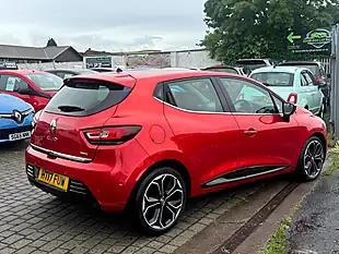 Used 2017 Renault Clio Signature Nav Flame Red - Interior and Exterior details 6