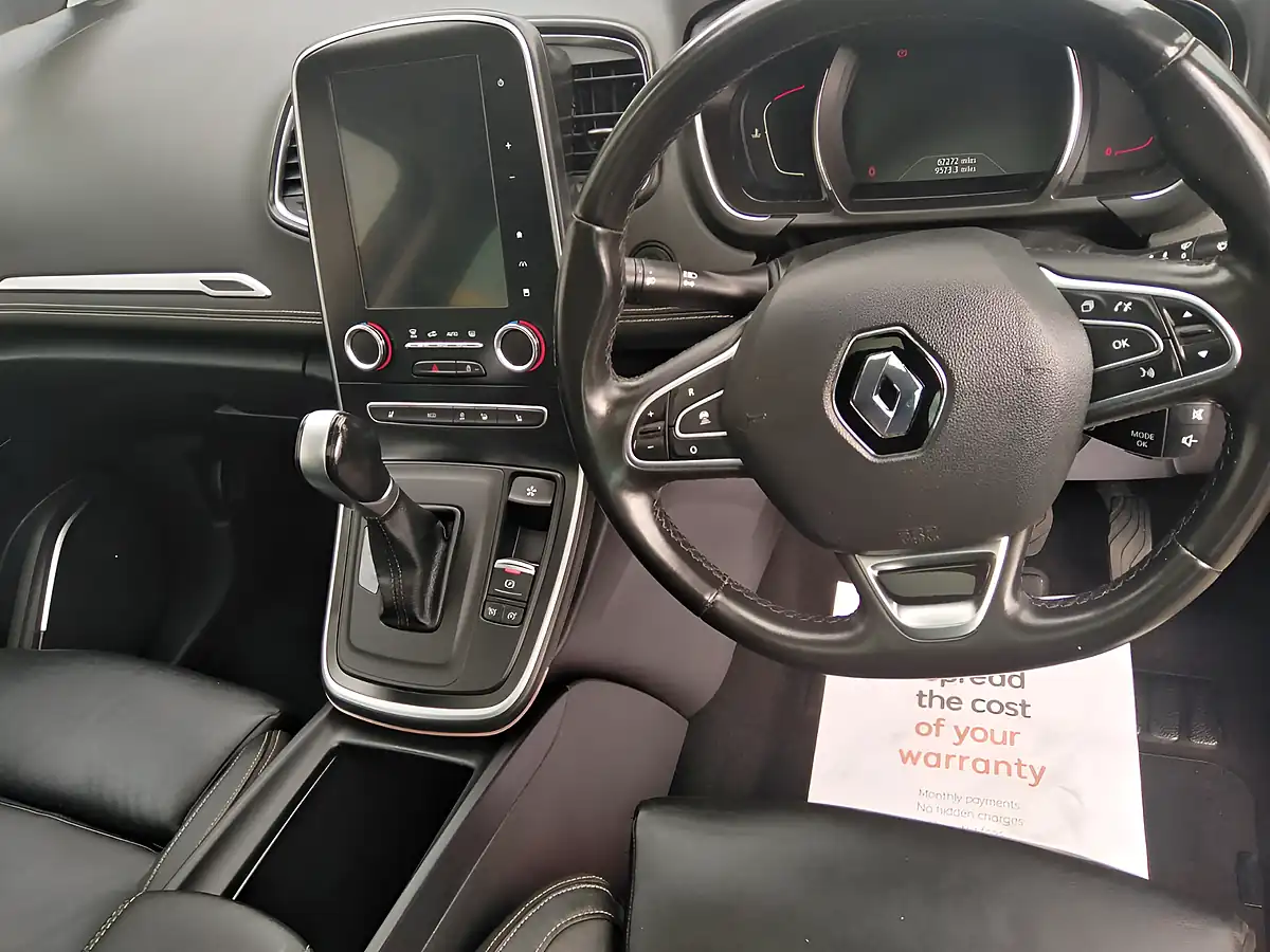 Used 2017 Renault Grand Scenic Signature Nav Grey - Interior and Exterior details 12
