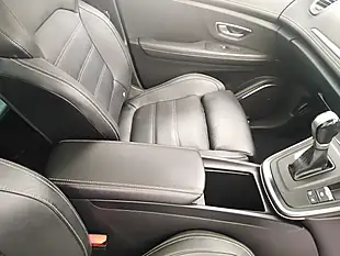 Used 2017 Renault Grand Scenic Signature Nav Grey - Interior and Exterior details 13