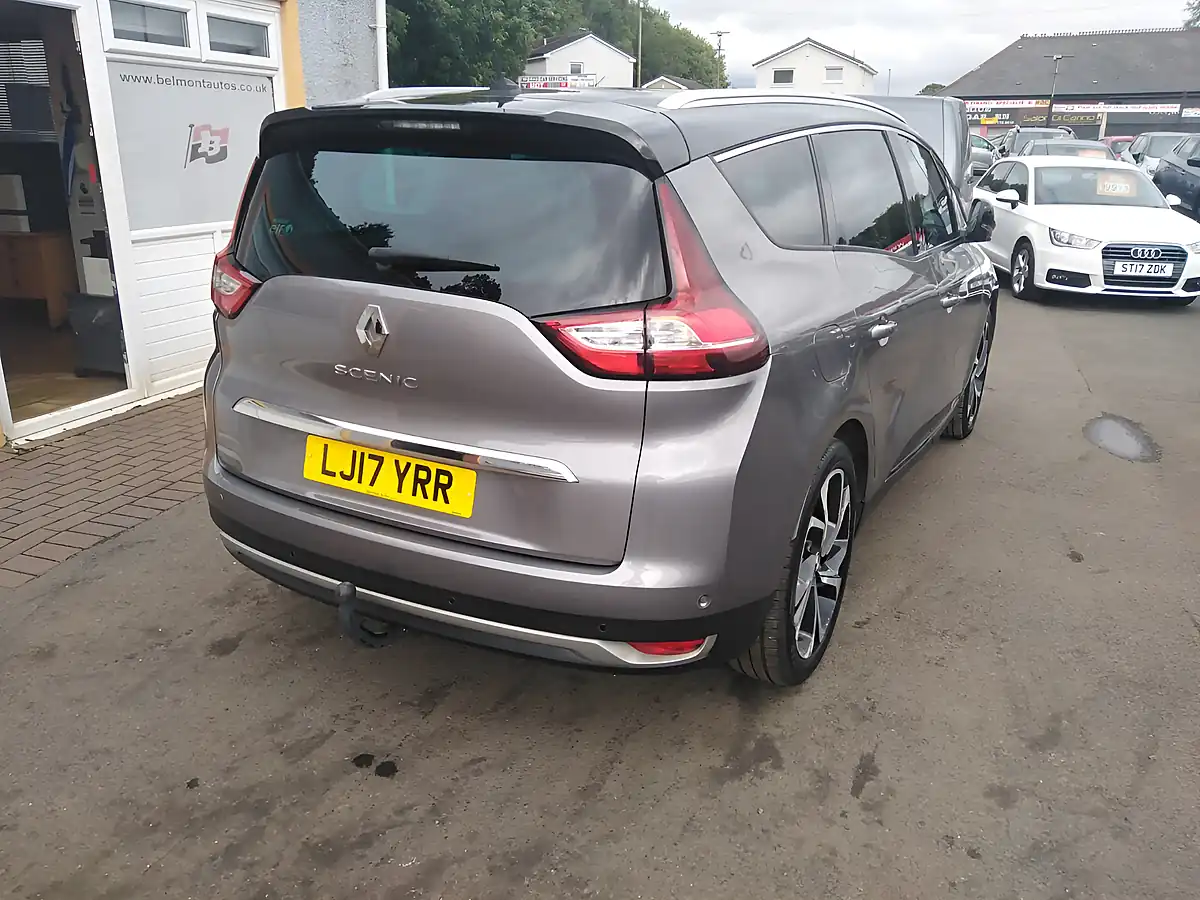 Used 2017 Renault Grand Scenic Signature Nav Grey - Interior and Exterior details 5