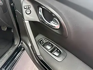 Used 2017 Renault Kadjar Dynamique Nav Black - Interior and Exterior details 15
