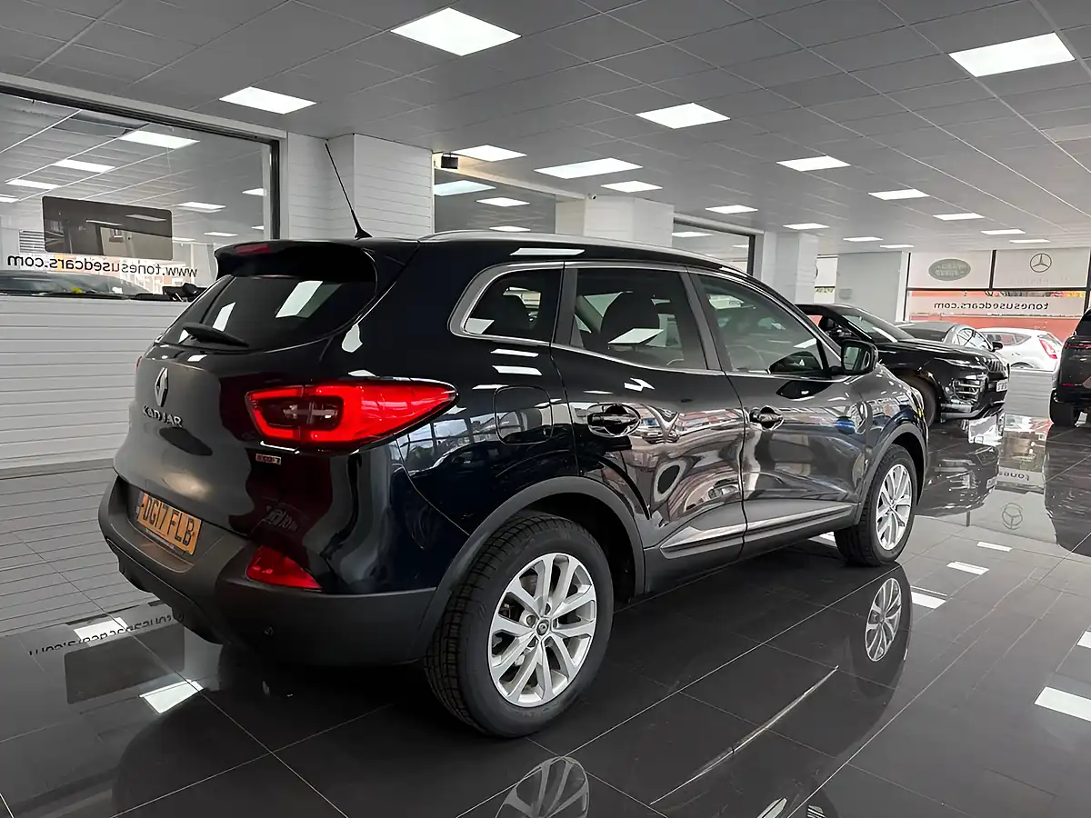 Used 2017 Renault Kadjar Dynamique Nav Black - Interior and Exterior details 2