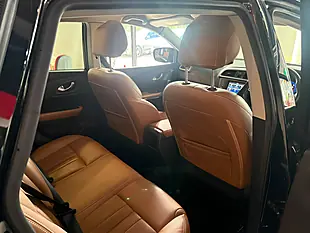 Used 2017 Renault Kadjar Dynamique Nav Black - Interior and Exterior details 13